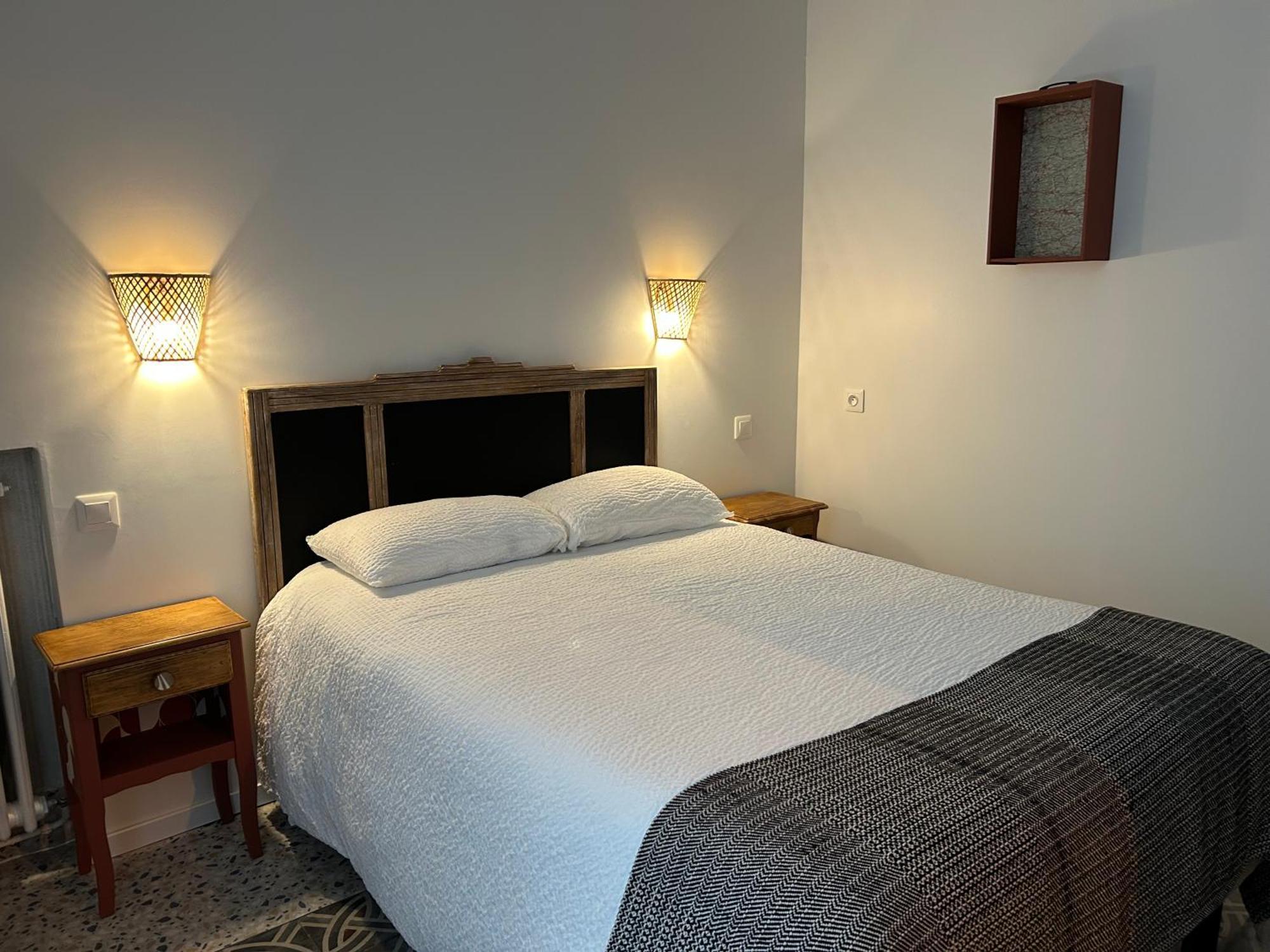 De France Hotel 2*